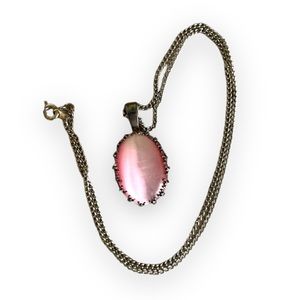 • Cats Eye Necklace •